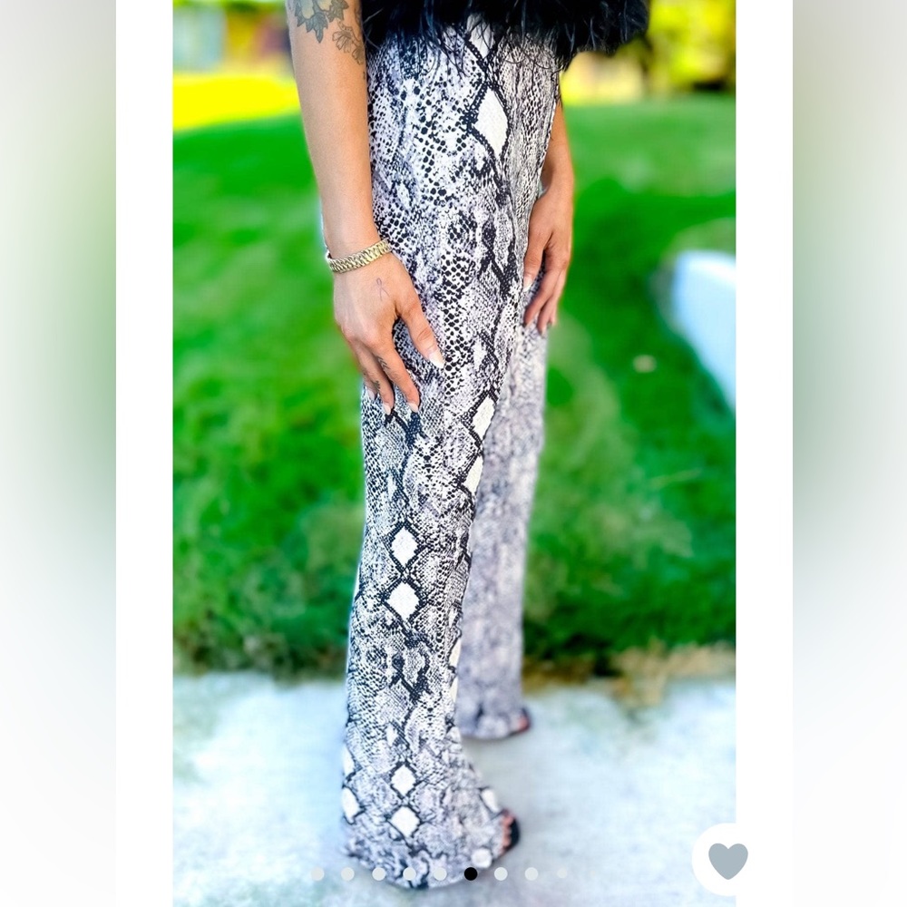 NWOT Trendy snakeskin pants with a little flare